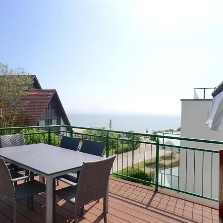 Luxus-penthouse Am Strand, Mit Traum-meerblick, Dachterrasse Und Sauna Appartement